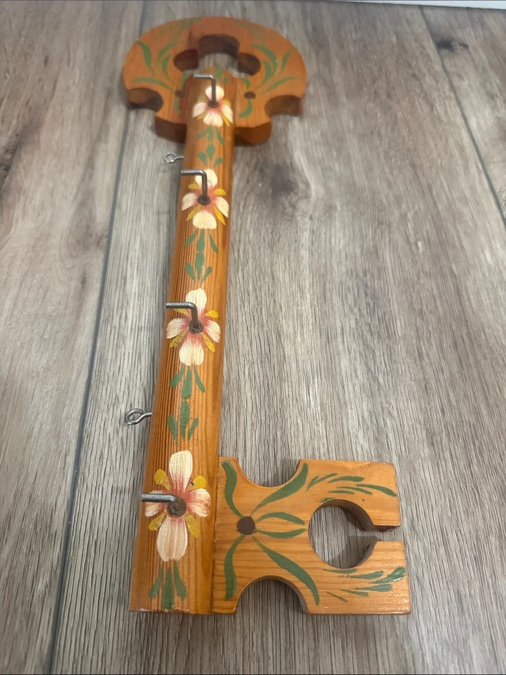 Vintage Hand-Painted Wooden Decorative Key Holder wall art - great shape!!